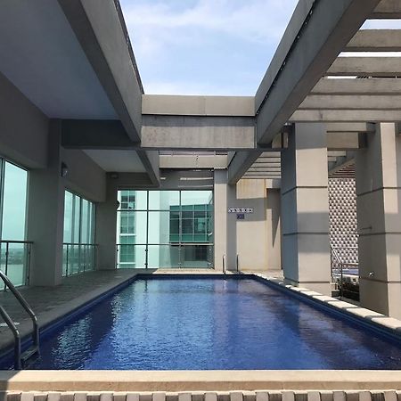 Puerto Santa Ana Suites Guayaquil Dış mekan fotoğraf